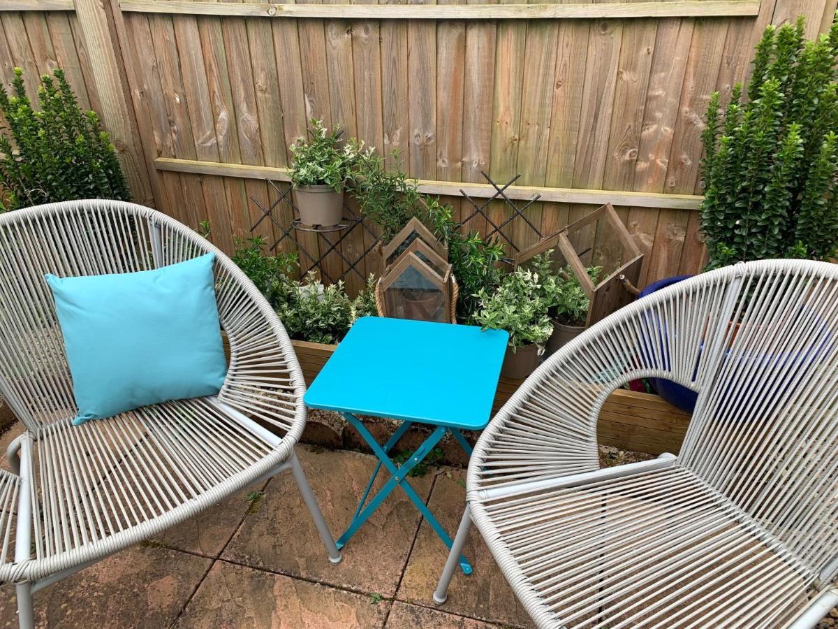 The Hideaway, Calm, Cozy, Dog Friendly Retreat Apartamento Cheltenham Exterior foto