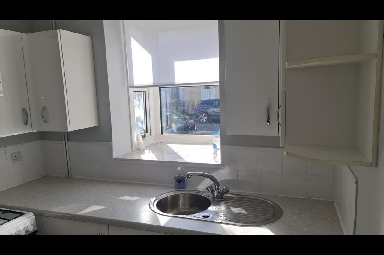 The Hideaway, Calm, Cozy, Dog Friendly Retreat Apartamento Cheltenham Exterior foto